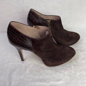 Vince Camuto Shoes Womens 9.5 Brown Suede Croc Ankle Booties High Heel Zip Dress